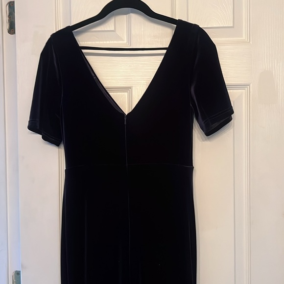 Beautiful Navy Blue Velvet Giselle Maxi Dresss - Picture 11 of 12